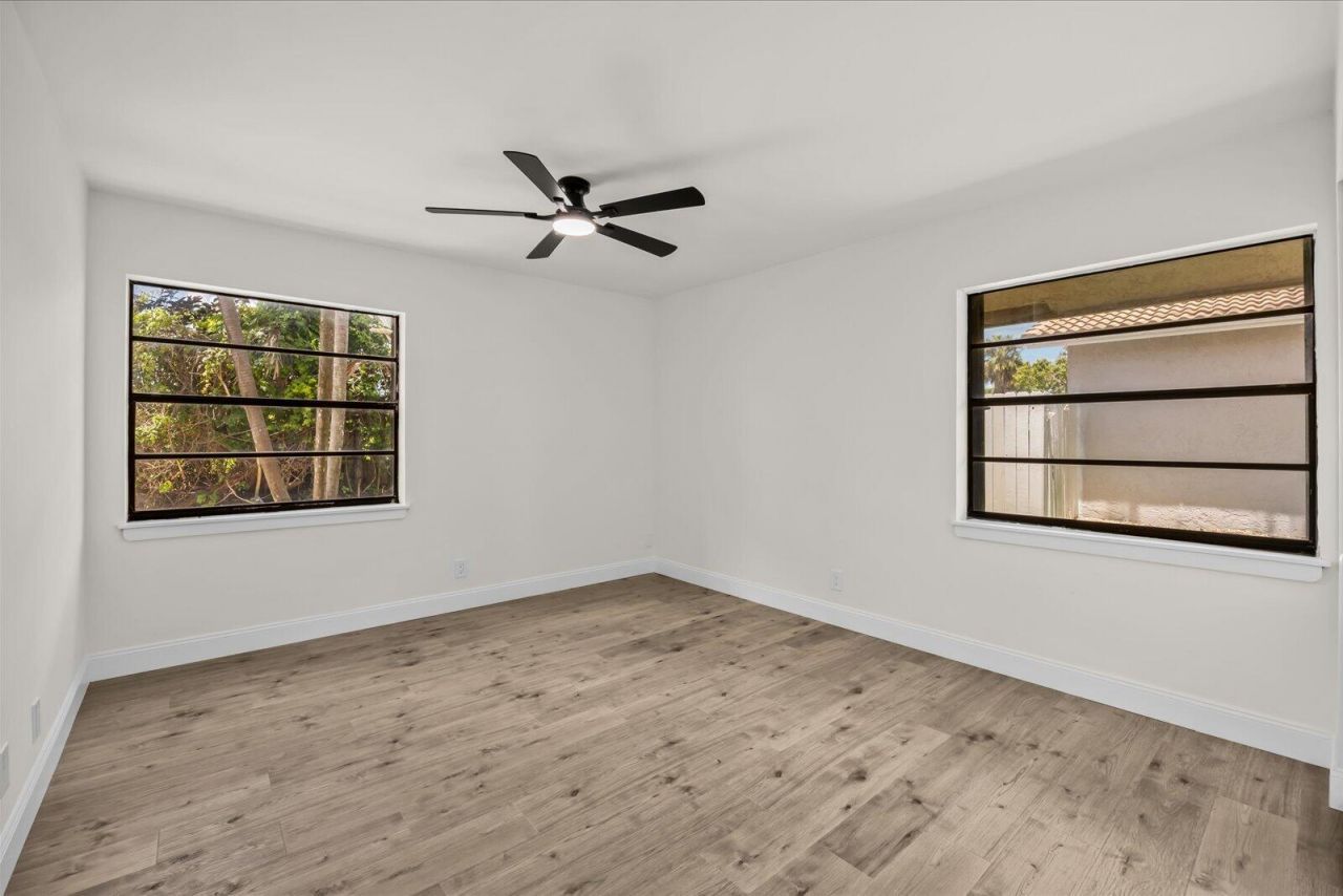 21143 N Escondido Way Way N, Boca Raton, FL 33433 Photo