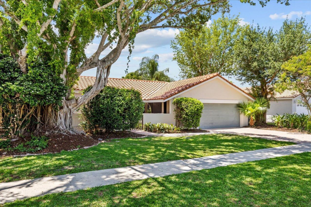 21143 N Escondido Way Way N, Boca Raton, FL 33433 Photo