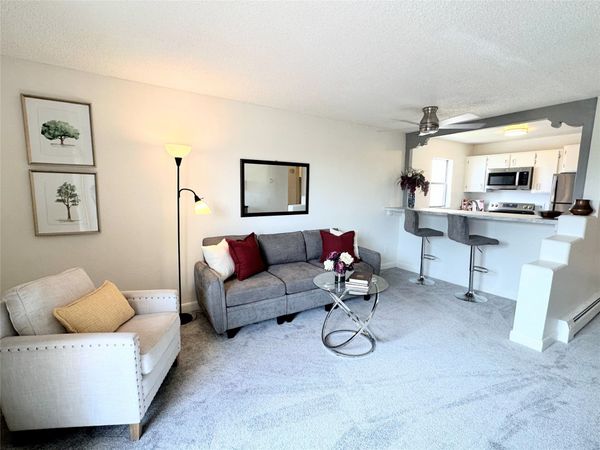 149 Calle Ojo Feliz, Unit R, Santa Fe, NM 87505