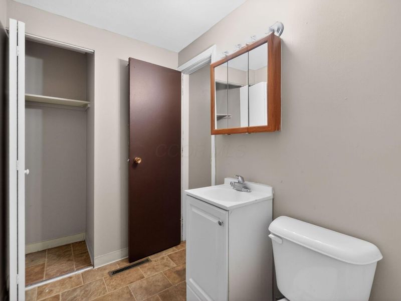 3687 Panama Drive , Westerville, OH 43081 Photo 21