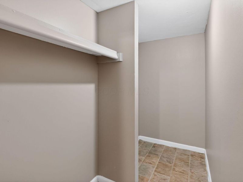 3687 Panama Drive , Westerville, OH 43081 Photo 24