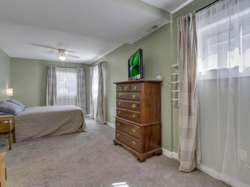 283 Maplewood Avenue, Columbus, OH 43213 Photo 8