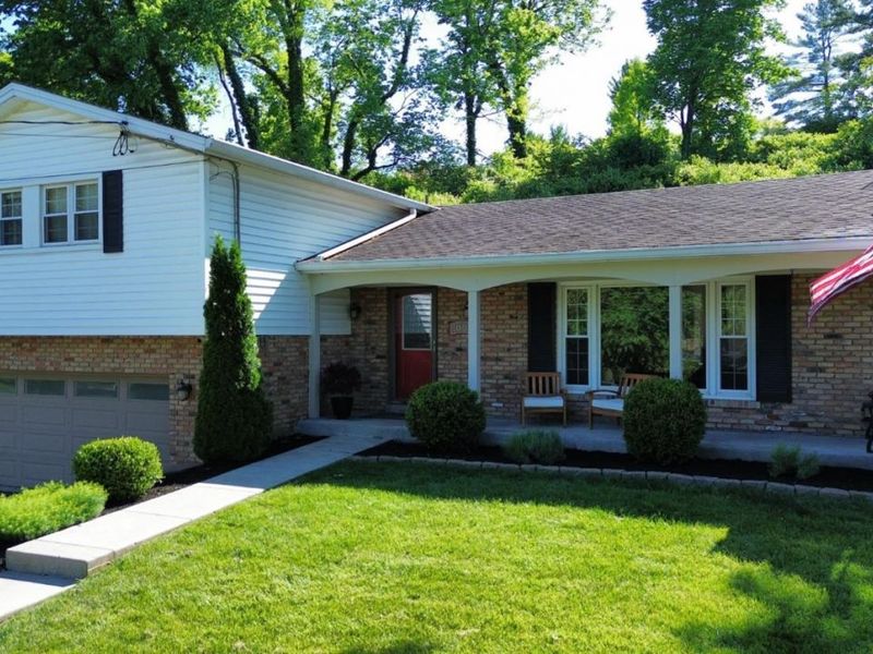 1009 Lanette Drive, Anderson Twp, OH 45230 Photo 2