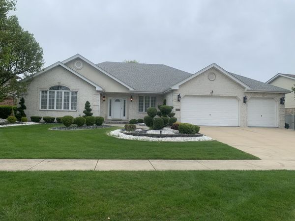 7758 Marquette Drive S, Tinley Park, IL 60477