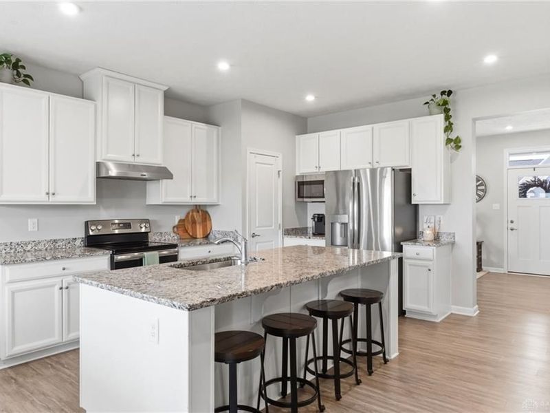 977 Cedar Grove Drive, Tipp City, OH 45371 Photo 10