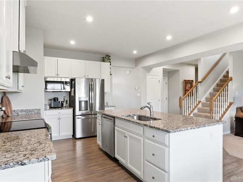 977 Cedar Grove Drive, Tipp City, OH 45371 Photo 11