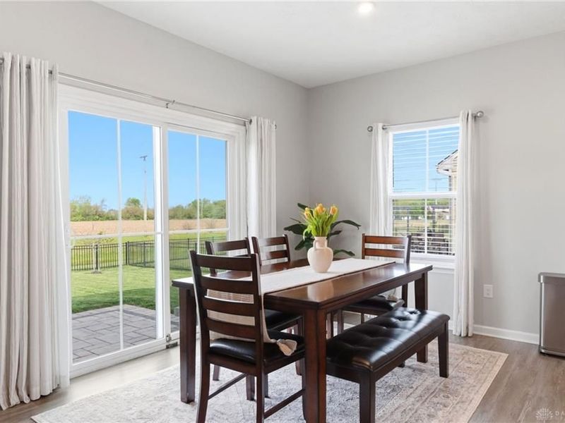 977 Cedar Grove Drive, Tipp City, OH 45371 Photo 13