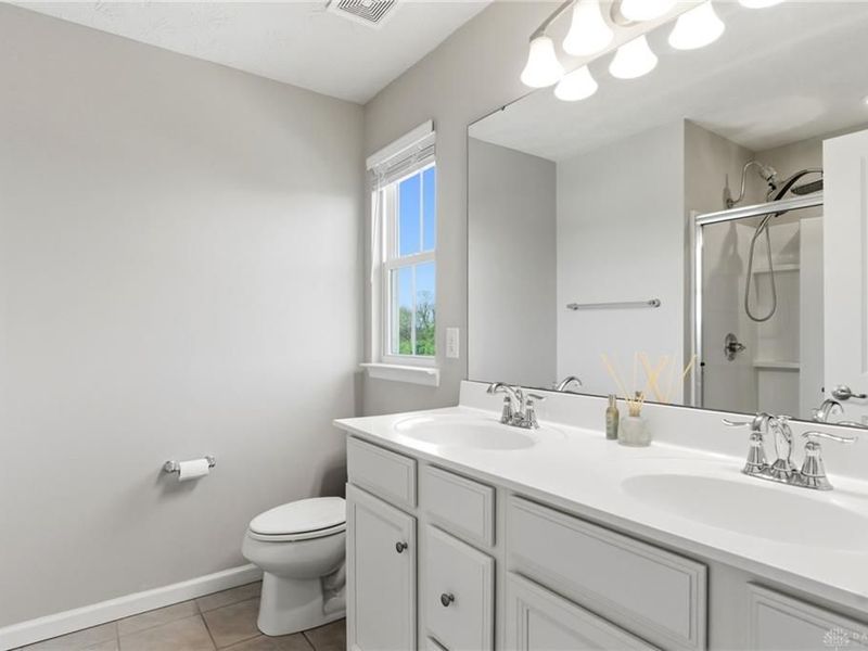 977 Cedar Grove Drive, Tipp City, OH 45371 Photo 28