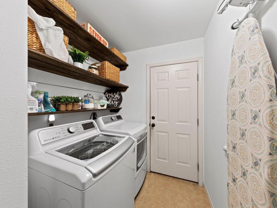 Property Image 39