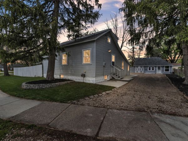 30280 Joy Road, Livonia, MI 48150