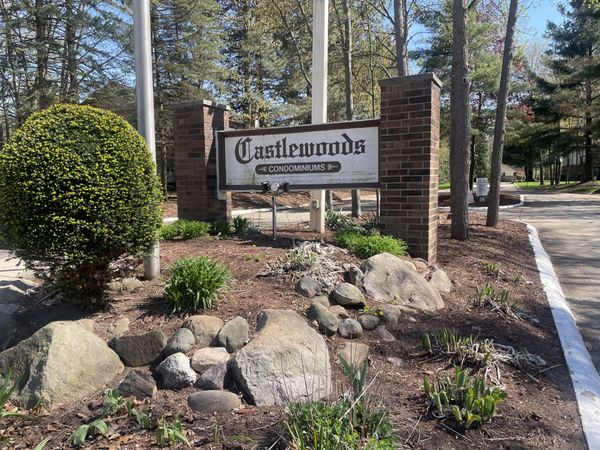 35815 Hunter Avenue, Westland, MI 48185