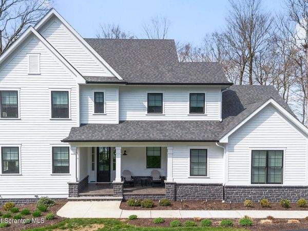 123 Rock Ridge Drive , South Abington Twp, PA 18411