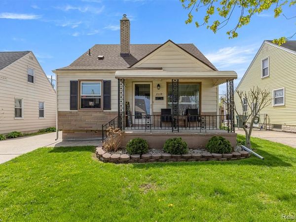 2119 White Avenue , Lincoln Park, MI 48146