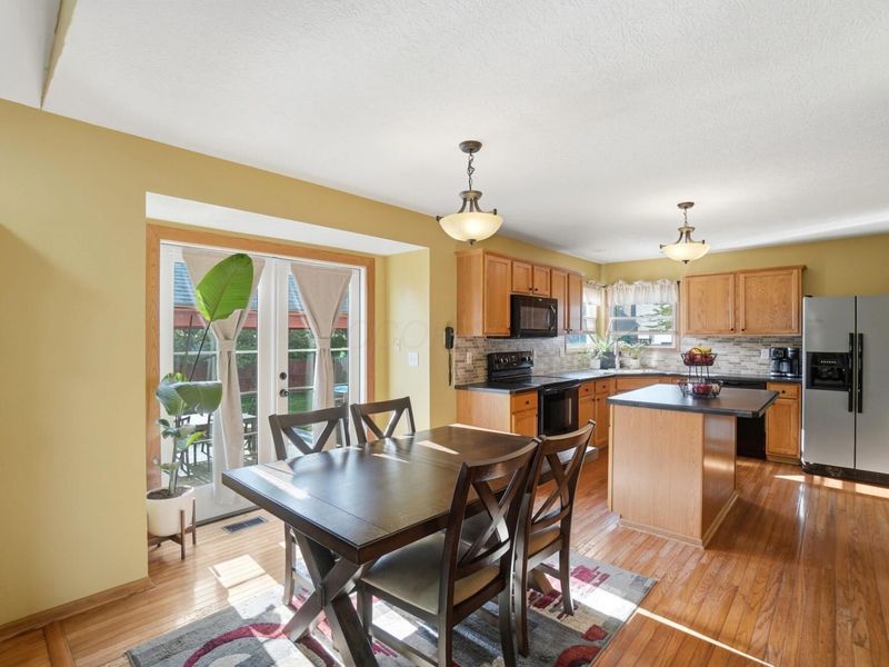 277 Rainswept Drive, Galloway, OH 43119 Photo 12