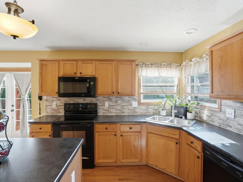 277 Rainswept Drive, Galloway, OH 43119 Photo 17