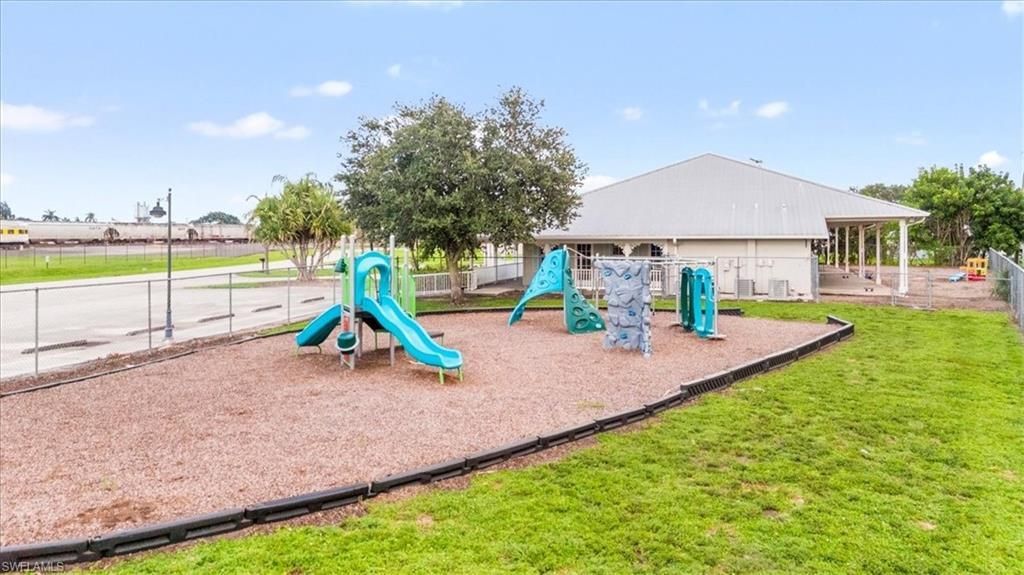180 Basilan Crescent, Clewiston, FL 33440 Photo