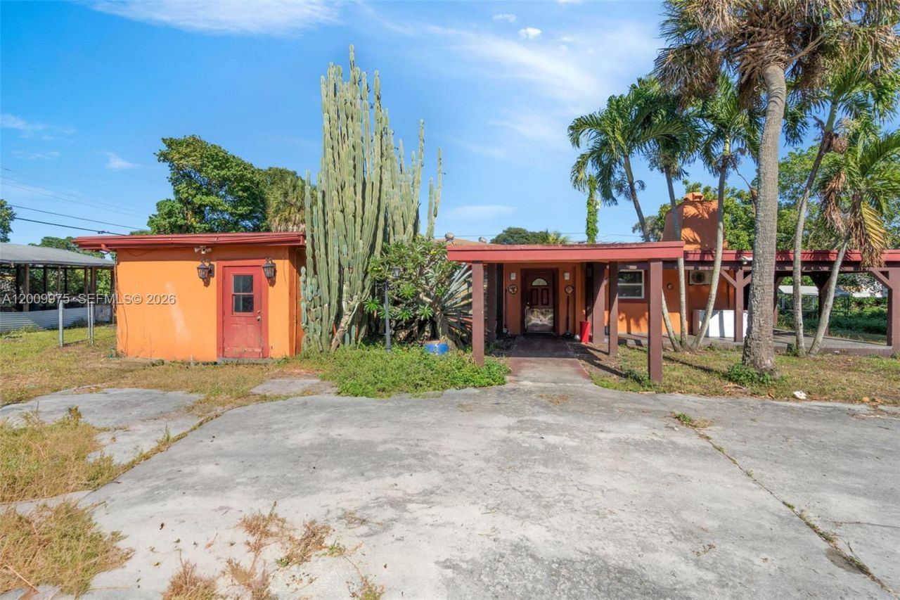 4351 SW 25th St , Fort Lauderdale, FL 33317 Photo