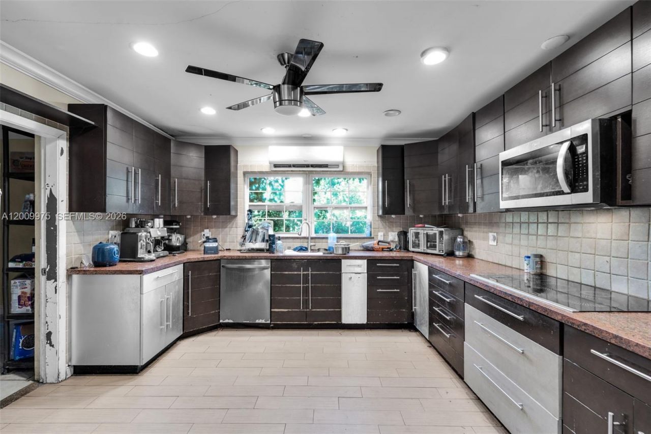 4351 SW 25th St , Fort Lauderdale, FL 33317 Photo