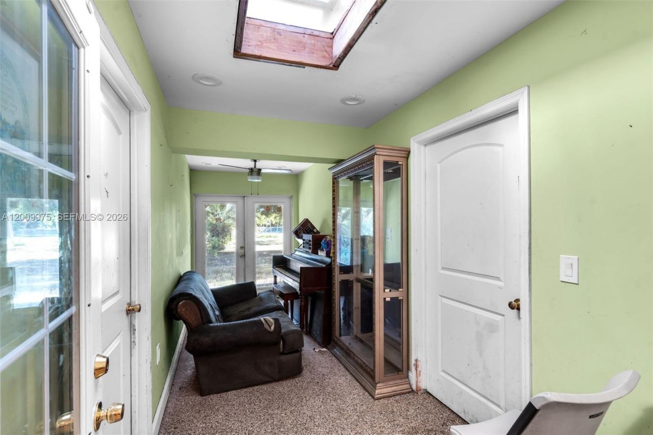 4351 SW 25th St , Fort Lauderdale, FL 33317 Photo