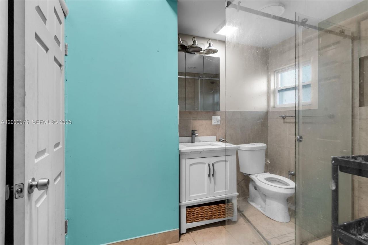 4351 SW 25th St , Fort Lauderdale, FL 33317 Photo