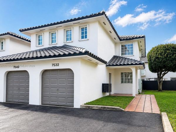 7532 NW 176th St, Unit 1, Hialeah, FL 33015
