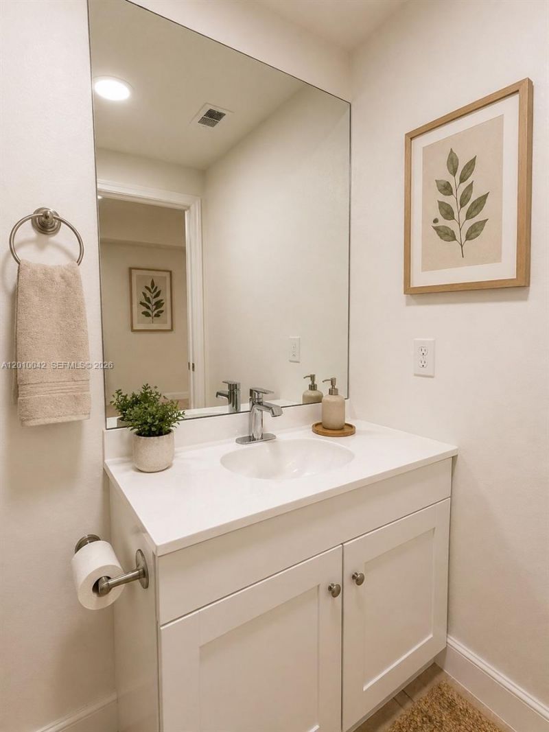 7532 NW 176th St, Unit 1, Miami Lakes, FL 33015 Photo