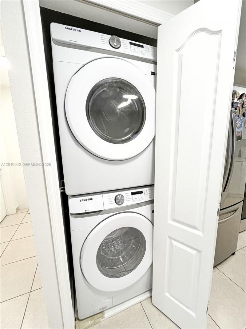7532 NW 176th St, Unit 1, Miami Lakes, FL 33015 Photo