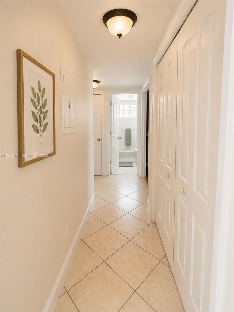 11051 W Okeechobee Rd , Unit 101, Miami, FL 33018 Photo