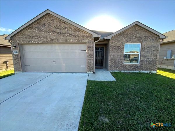 1024 Riverdale Cove , Jarrell, TX 76537