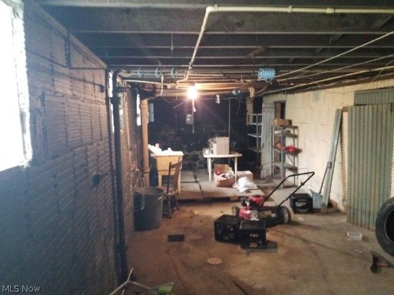 3307 Hillman Street, Youngstown, OH 44507 Photo 8