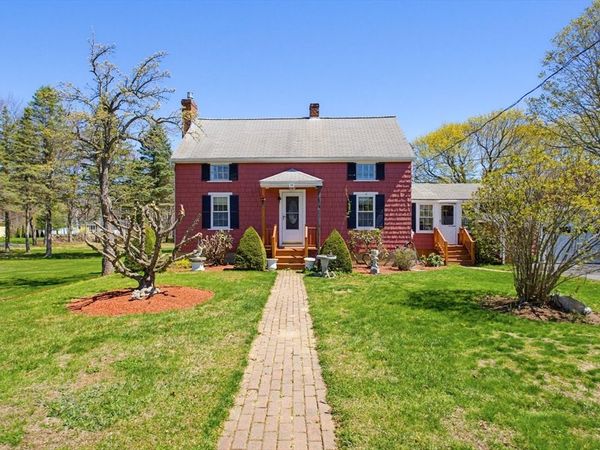 136 Chapel St, Gardner, MA 01440