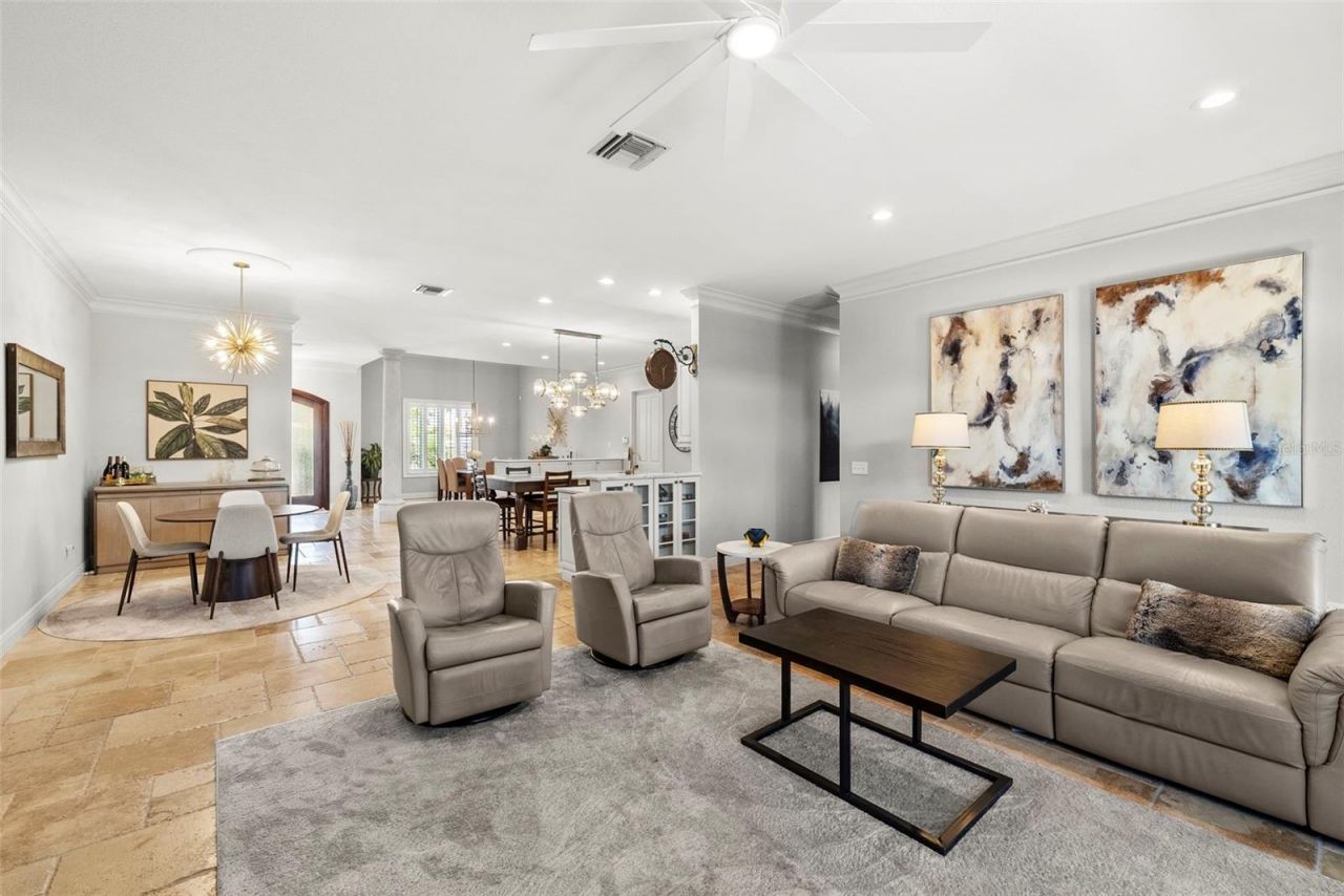 2028 Illinois Avenue Ne, Saint Petersburg, FL 33703 Photo