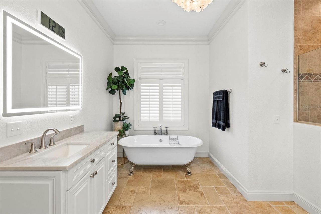 2028 Illinois Avenue Ne, Saint Petersburg, FL 33703 Photo