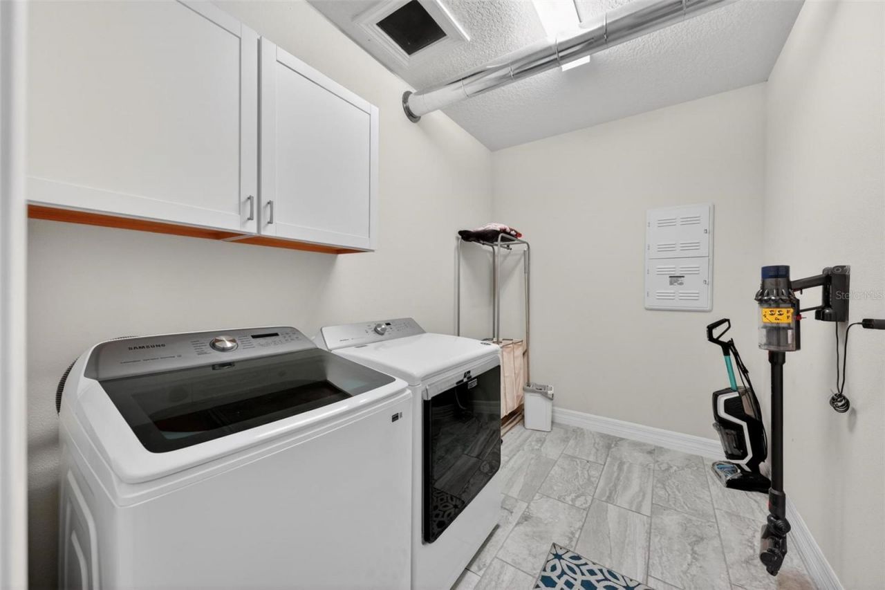 17507 Lagoda Lane , Orlando, FL 32820 Photo
