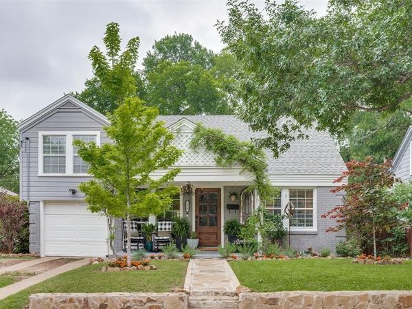 118 N Briscoe Boulevard , Dallas, TX 75211