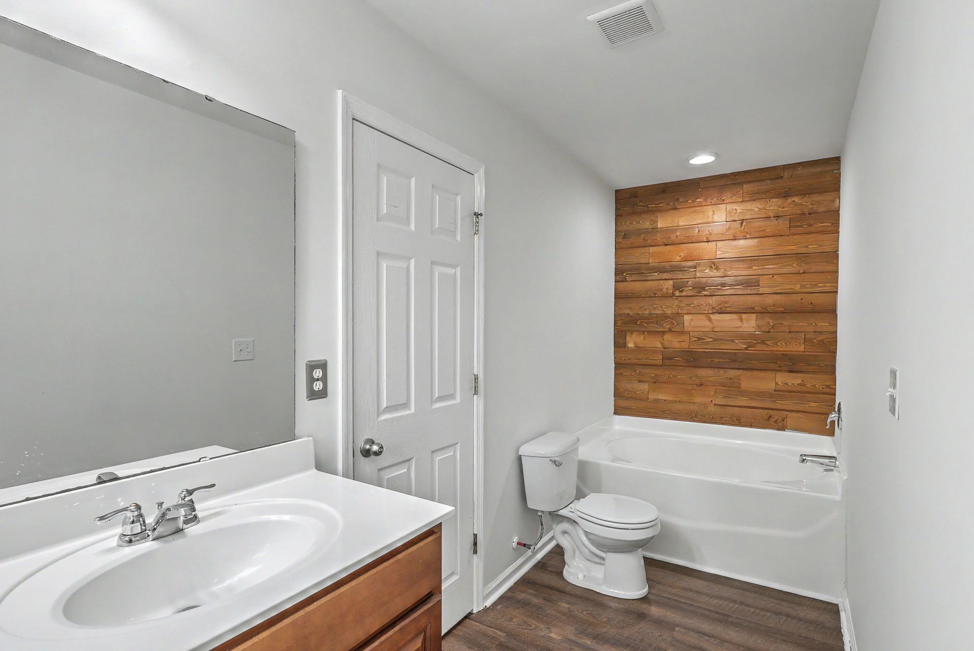 408 Mossy Wood Road Photo 20
