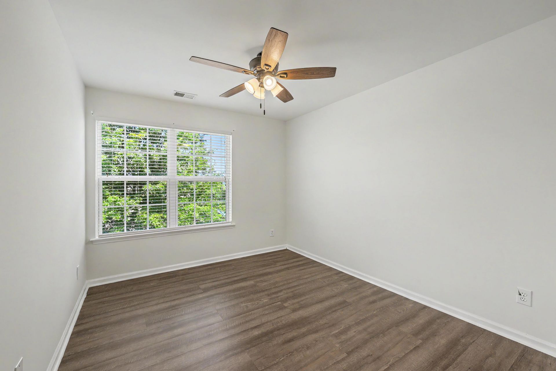 408 Mossy Wood Road Photo 23