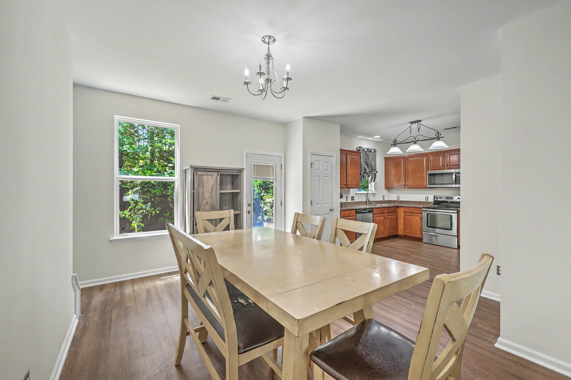 408 Mossy Wood Road Photo 9