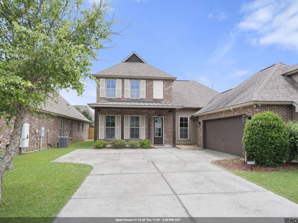 2956 Meadow Grove Ave, Zachary, LA 70791