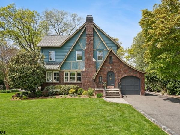 497 Prospect St, Maplewood, NJ 07040