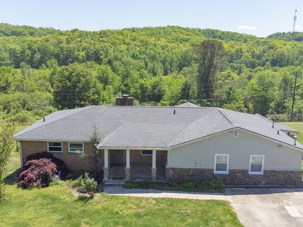 302 Sunset Lane, Harriman, TN 37748