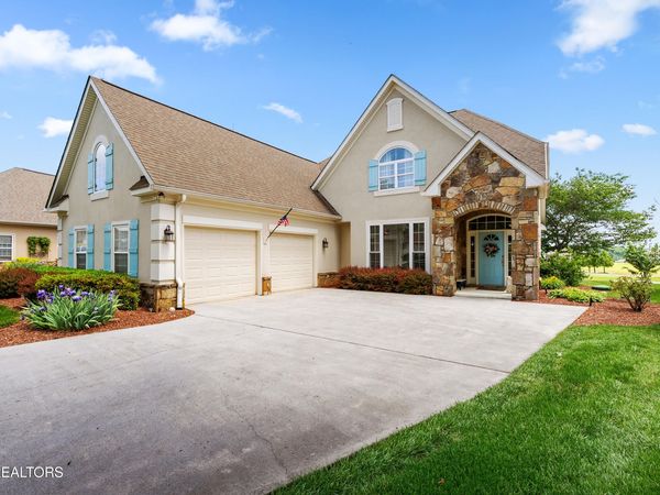 204 Kingbird Drive, Vonore, TN 37885