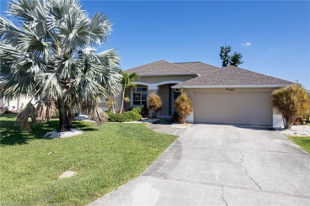 201 SW 35th St, Cape Coral, FL 33914 Photo