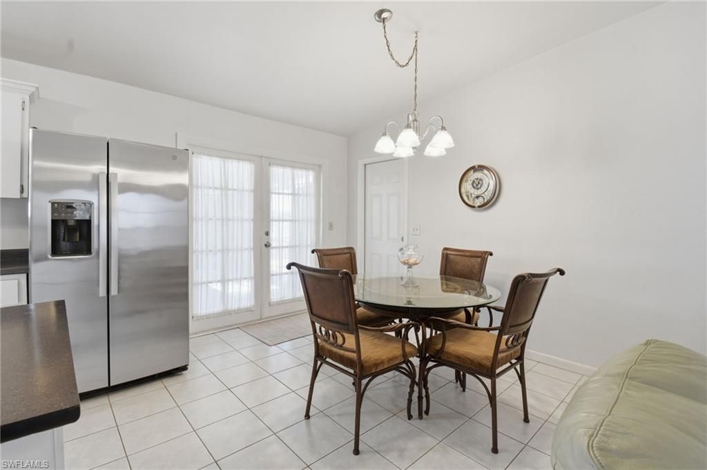 2111 NE 25th St, Cape Coral, FL 33909 Photo