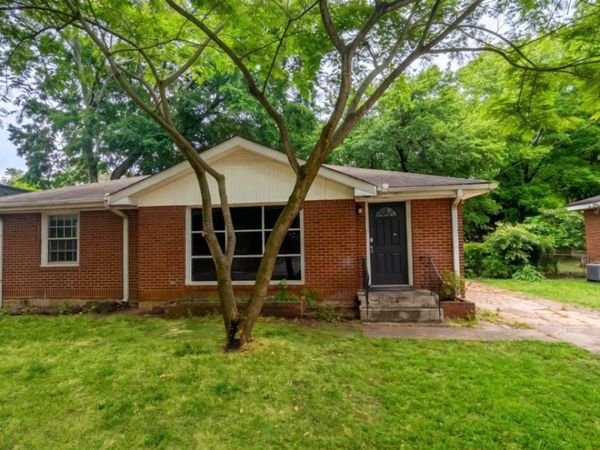 216 Austin Avenue NE, Marietta, GA 30060