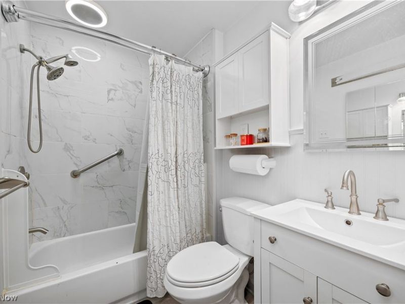 45 E 219th Street , Euclid, OH 44123 Photo 8