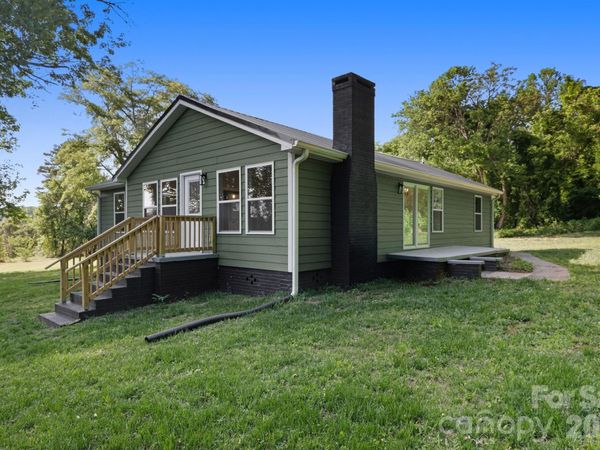 240 E Court Street , Rutherfordton, NC 28139