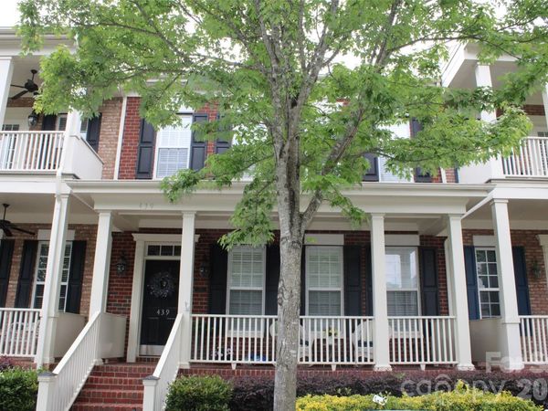 439 Ohenry Avenue, Davidson, NC 28036