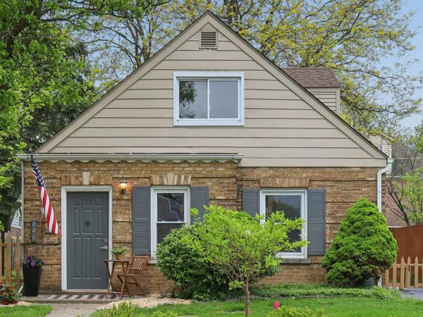 640 8th Avenue , La Grange, IL 60525