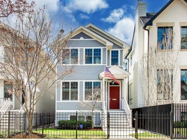 2720 N Magnolia Avenue , Chicago, IL 60614